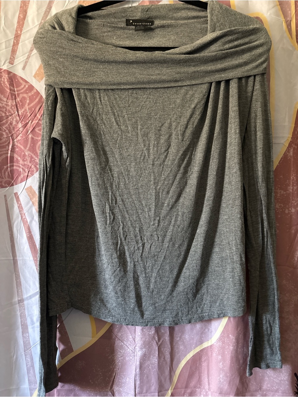 Twenty One 21 Grey Off-Shoulder Long Sleeve Top